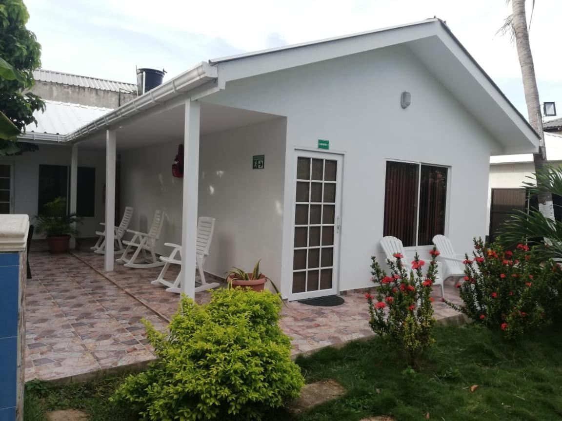 Apartamentos Turisticos Doña Flor San Andrés Exterior foto